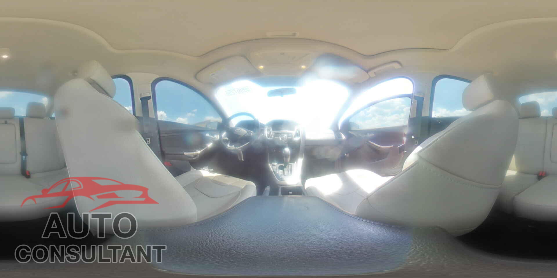 FORD FOCUS 2017 - 1FADP3J2XHL268357