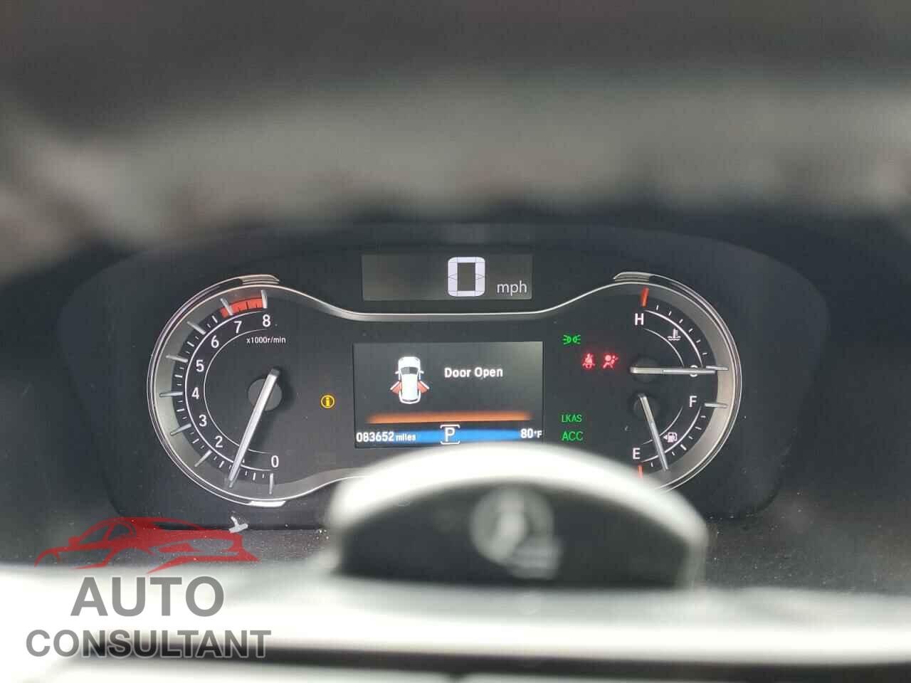 HONDA PILOT 2018 - 5FNYF6H02JB060180