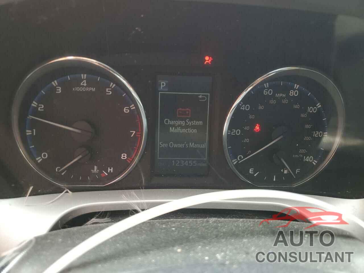 TOYOTA RAV4 2016 - JTMRFREV0GJ090656
