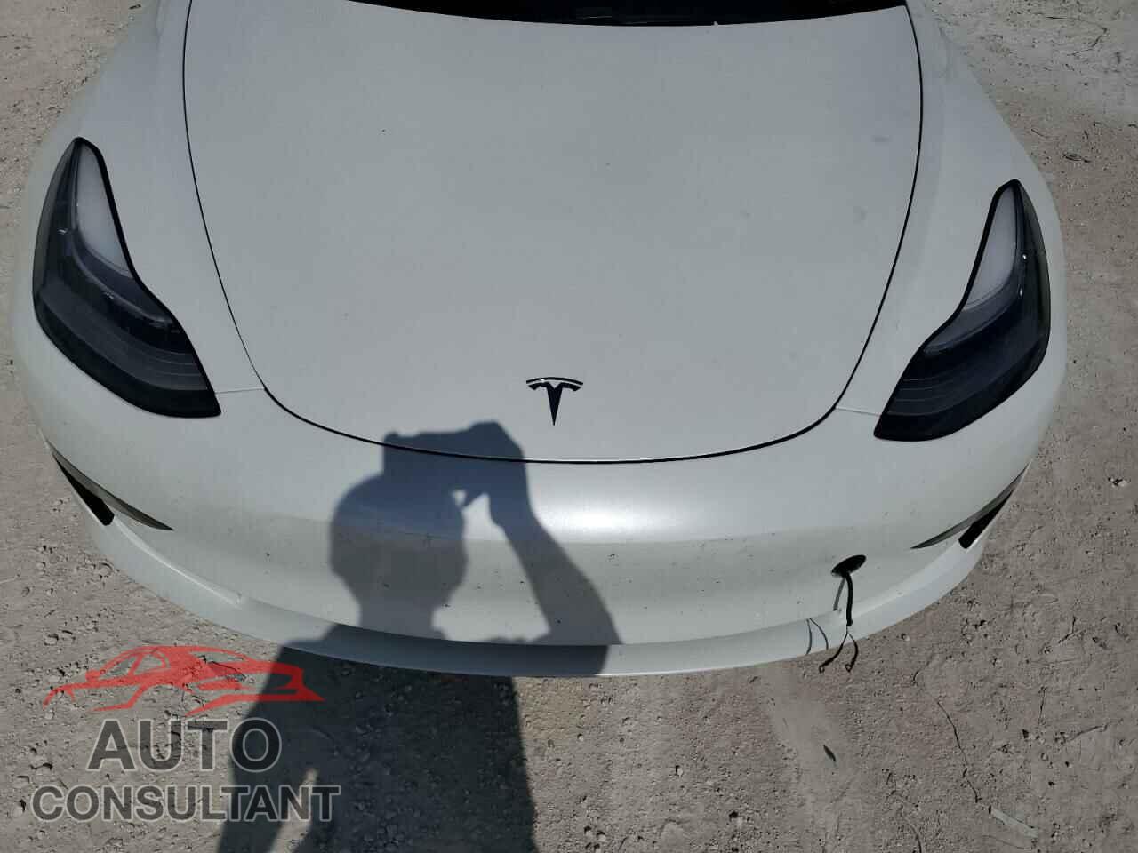 TESLA MODEL 3 2020 - 5YJ3E1EA7LF785144