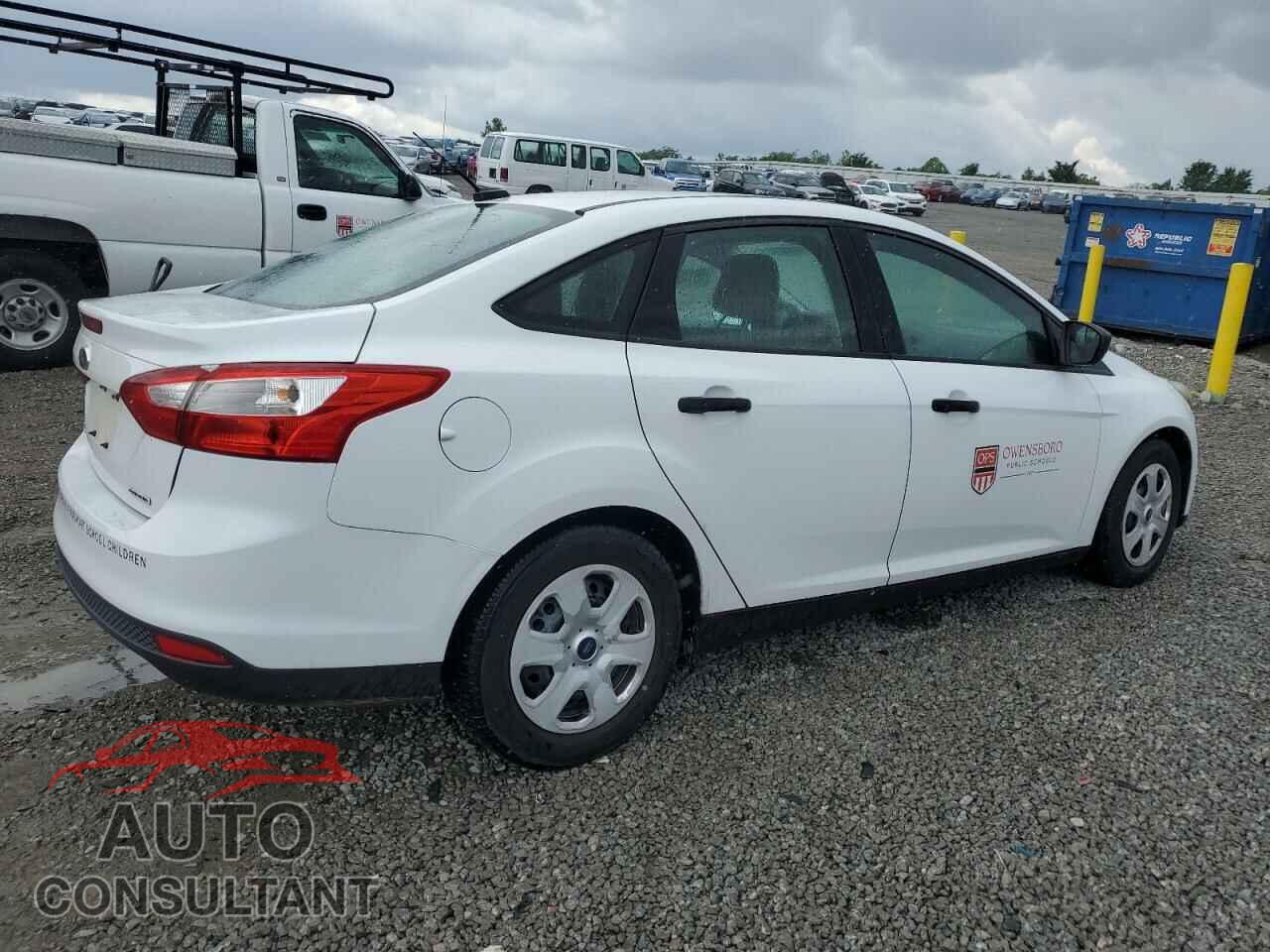 FORD FOCUS 2013 - 1FADP3E28DL146150