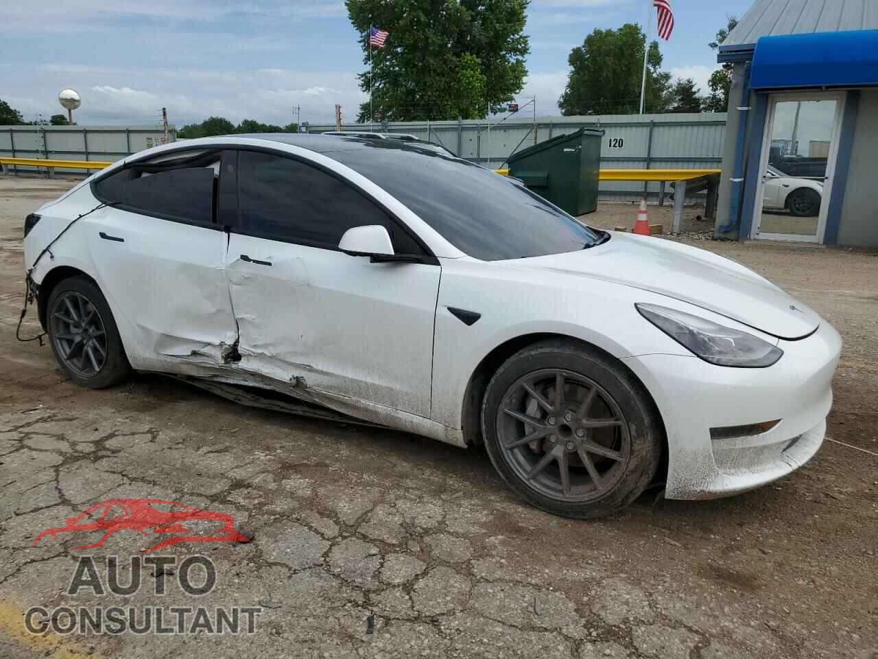 TESLA MODEL 3 2021 - 5YJ3E1EA2MF027214