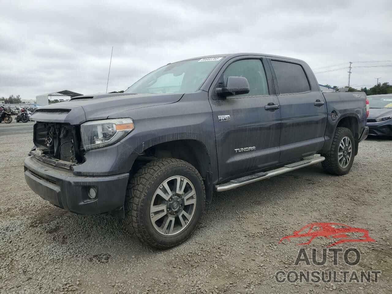 TOYOTA TUNDRA 2018 - 5TFDY5F13JX725334