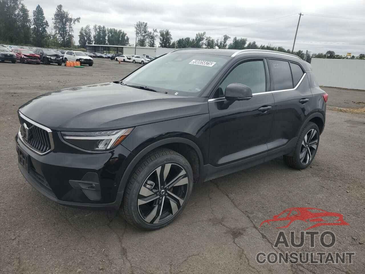 VOLVO XC40 PLUS 2025 - YV4L12UE8S2505476