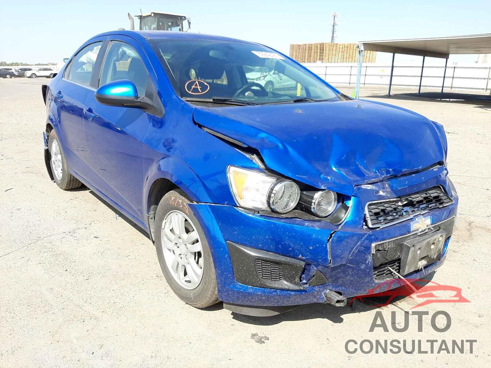 CHEVROLET SONIC 2016 - 1G1JC5SG4G4150644