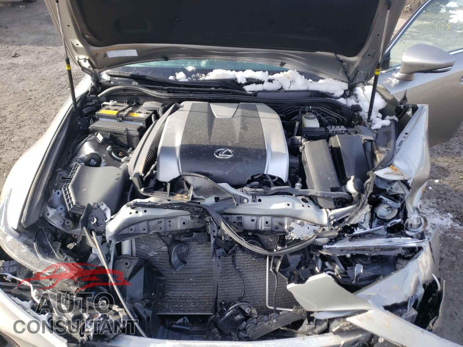 LEXUS IS 2019 - JTHC81D26K5038117