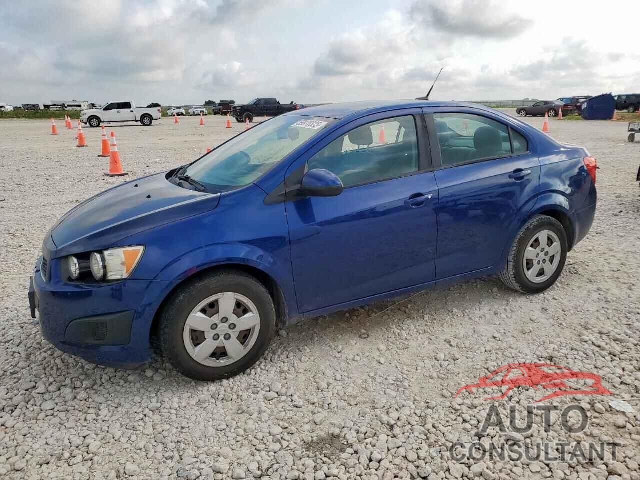 CHEVROLET SONIC 2014 - 1G1JA5SH3E4209517