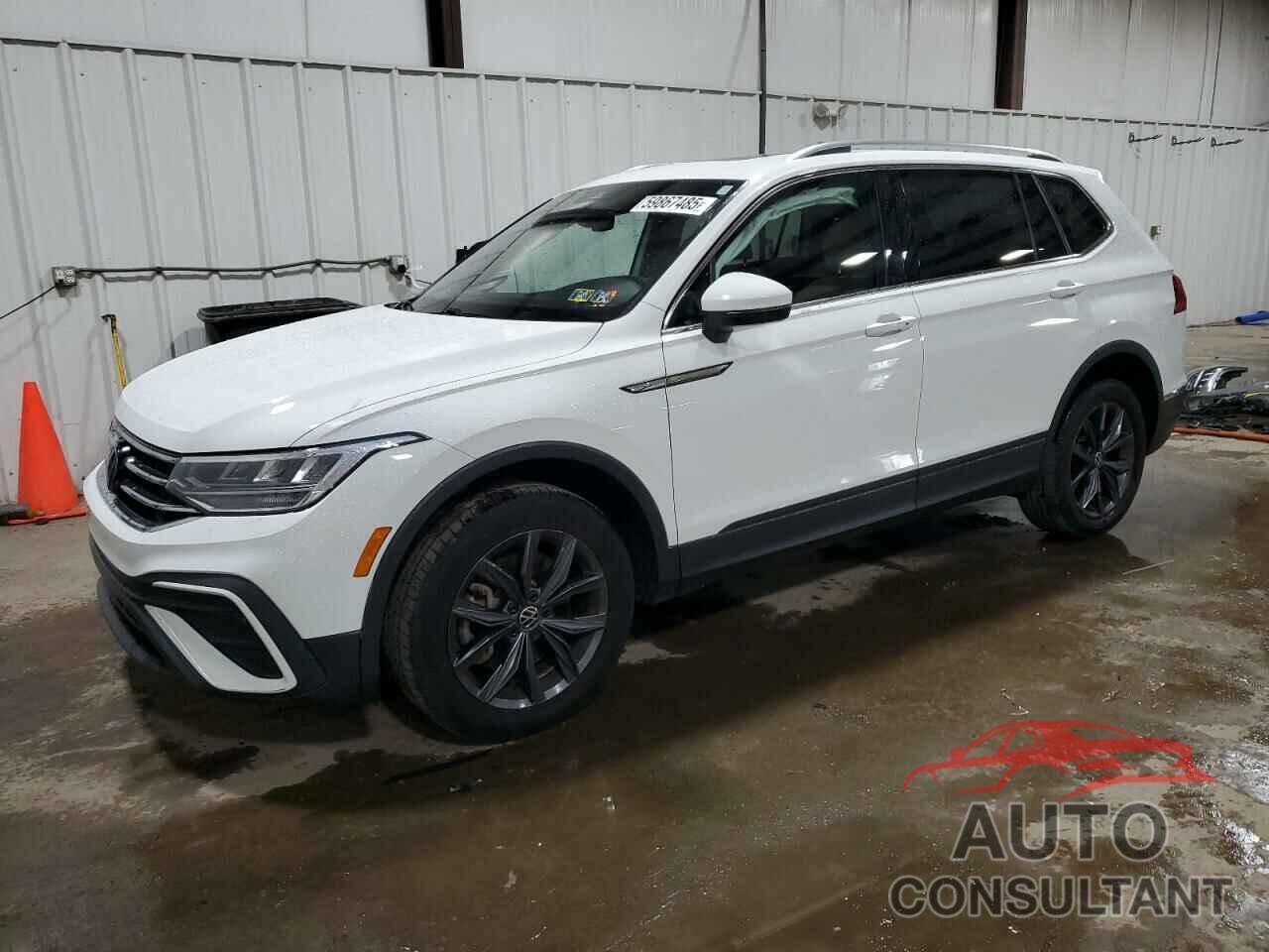 VOLKSWAGEN TIGUAN 2022 - 3VV2B7AX9NM106198