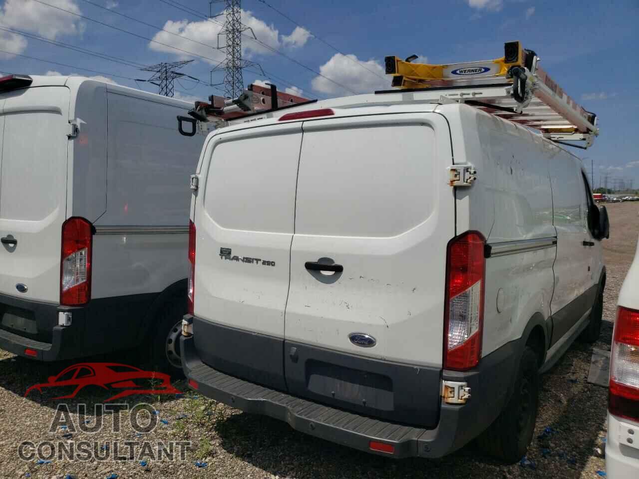 FORD TRANSIT CO 2016 - 1FTYR1YM7GKB33147