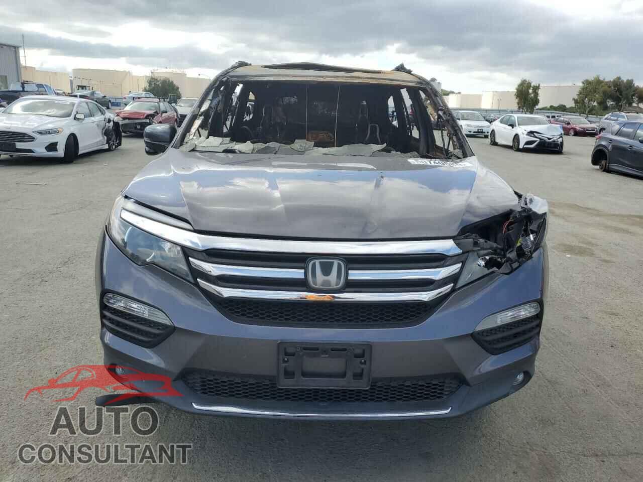 HONDA PILOT 2017 - 5FNYF6H93HB052002