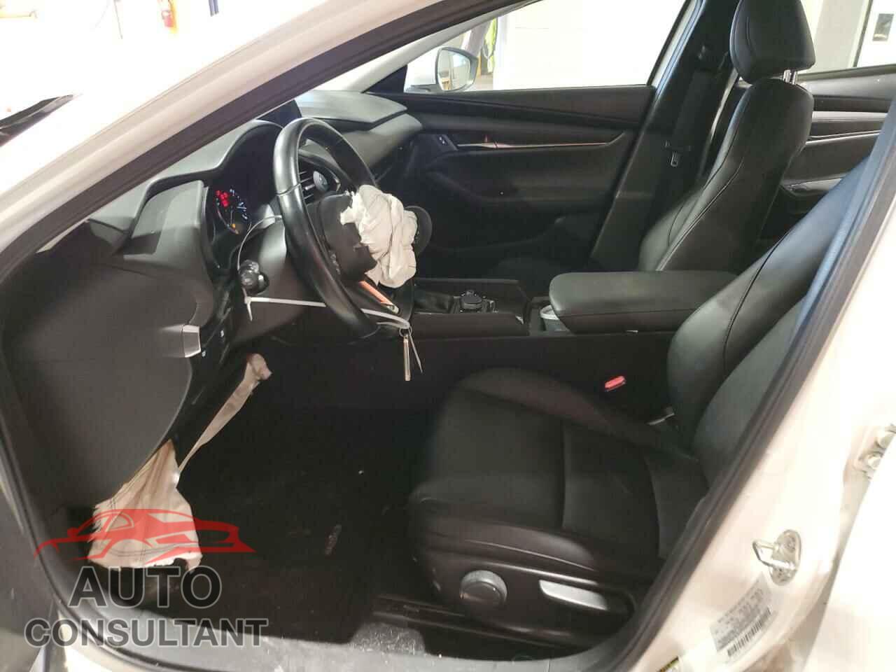 MAZDA 3 2019 - JM1BPACL4K1106898