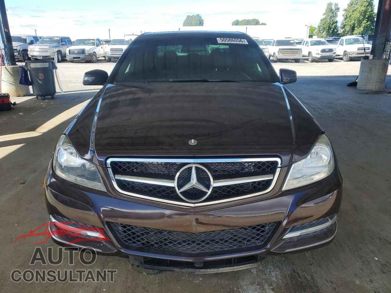 MERCEDES-BENZ C-CLASS 2012 - WDDGF4HB8CA684990