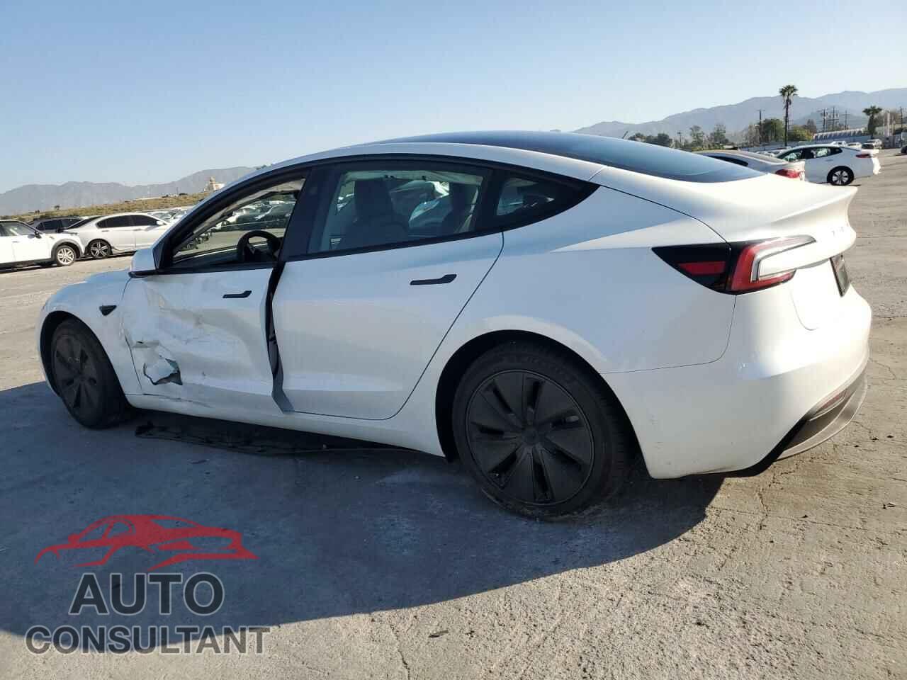 TESLA MODEL 3 2024 - 5YJ3E1EB9RF759355