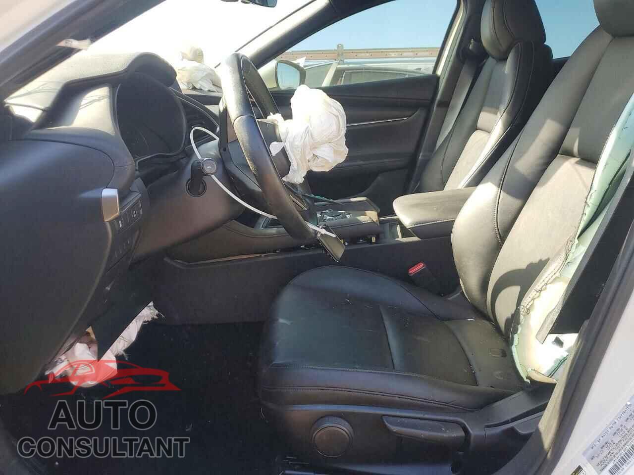 MAZDA 3 2021 - JM1BPBKL0M1308907