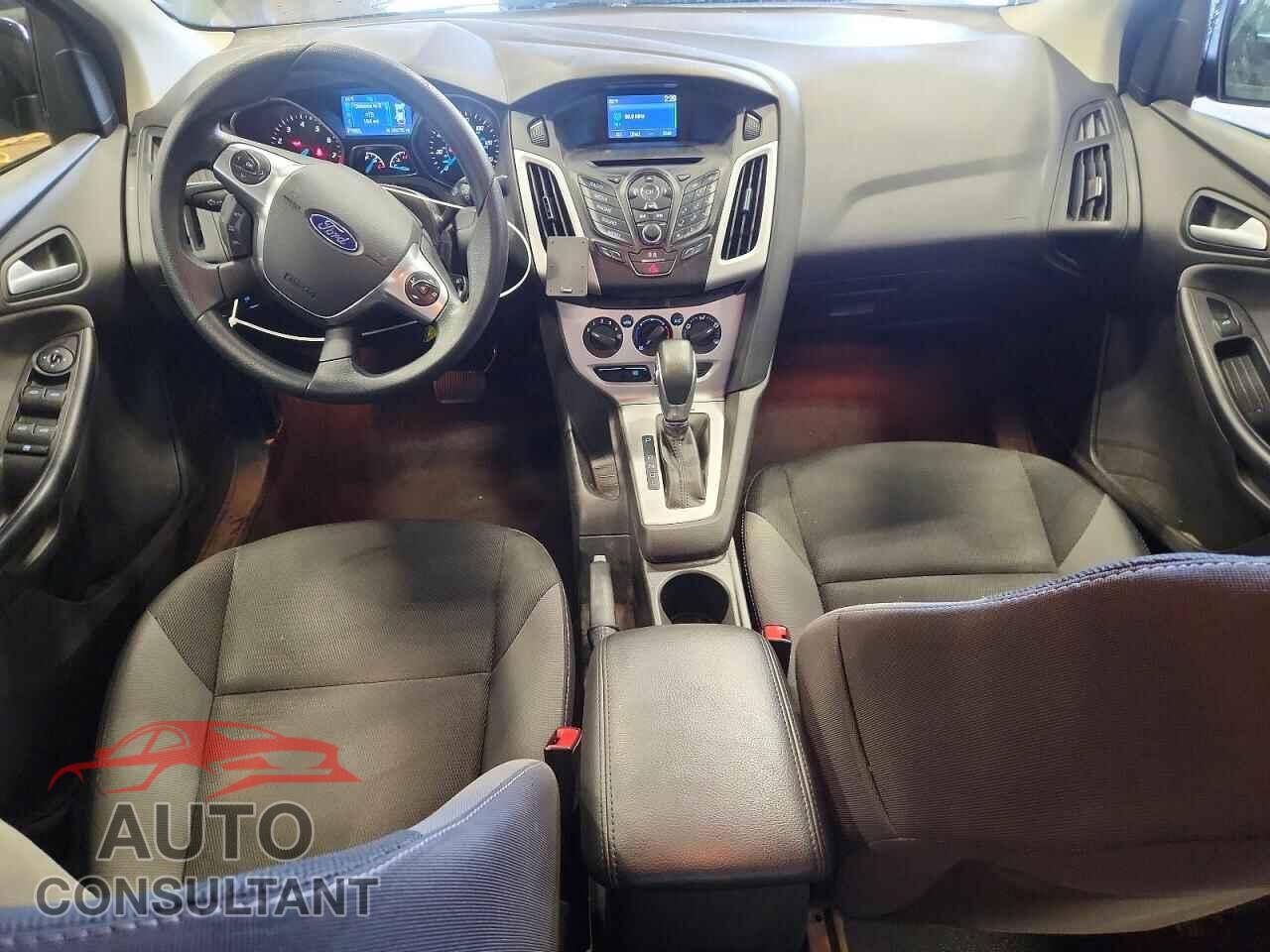 FORD FOCUS 2014 - 1FADP3F20EL437726