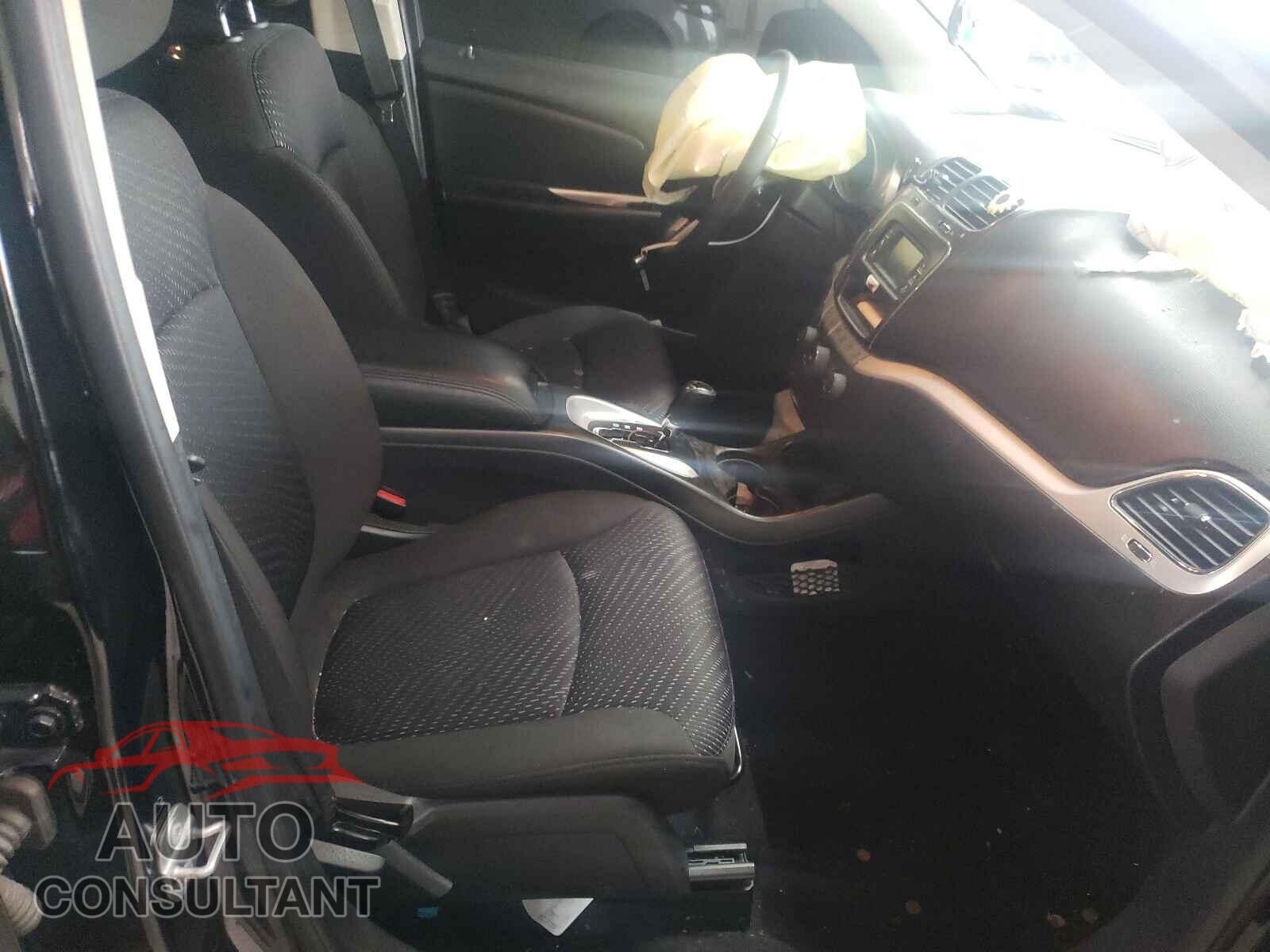 DODGE JOURNEY 2019 - 3C4PDCBB7KT718895