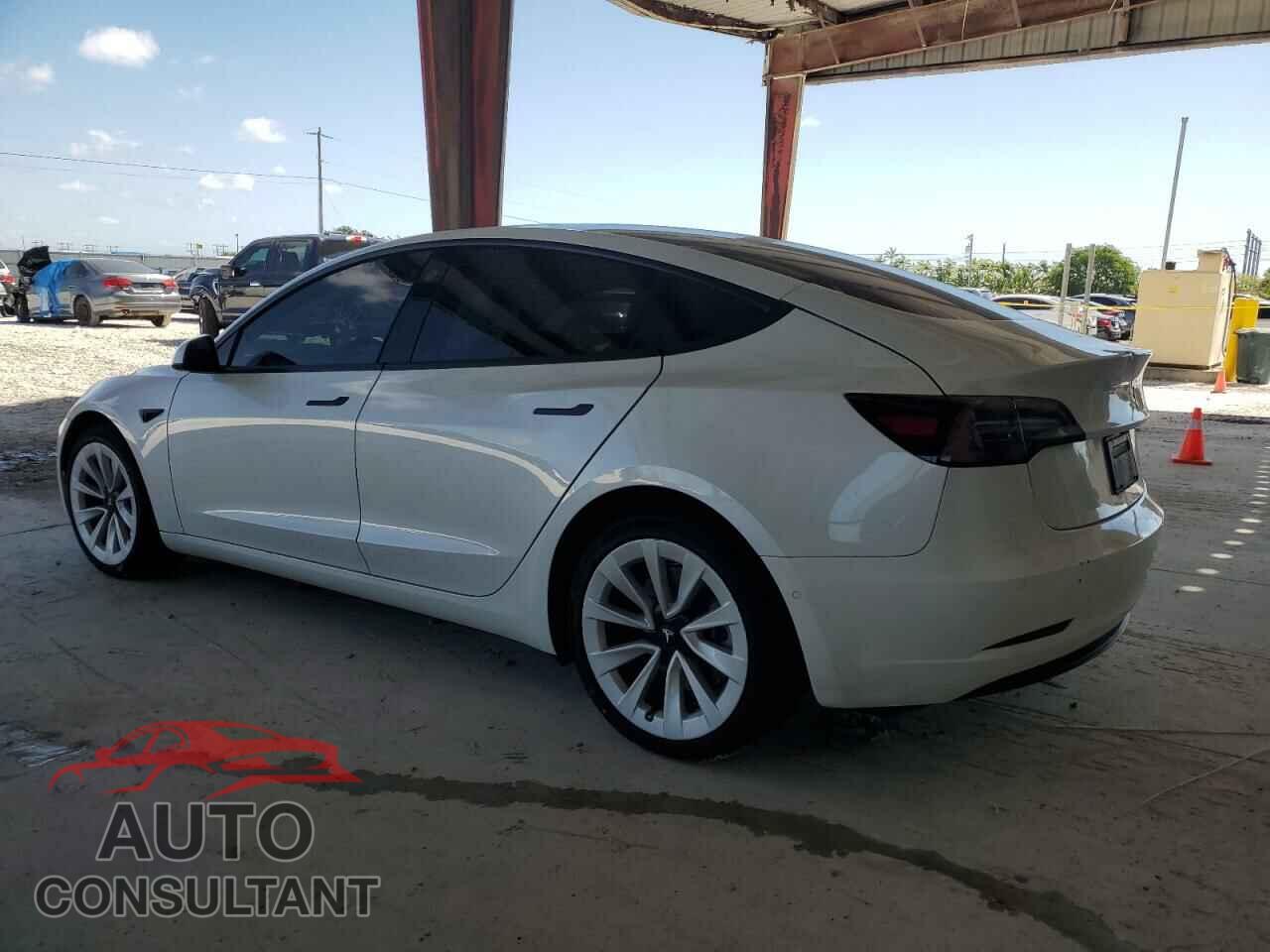TESLA MODEL 3 2022 - 5YJ3E1EA3NF325952