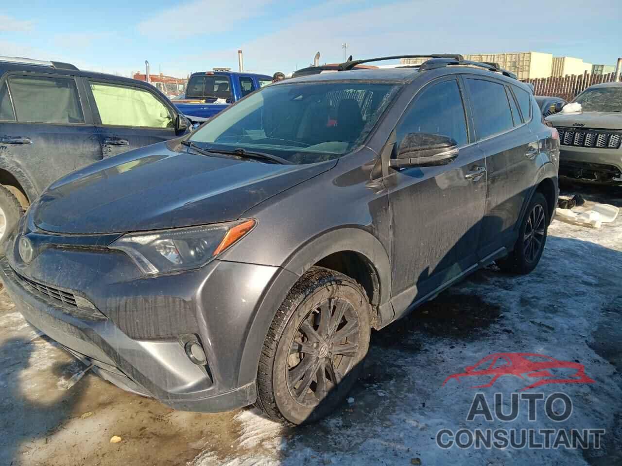 TOYOTA RAV4 2018 - 2T3RFREV2JW697781