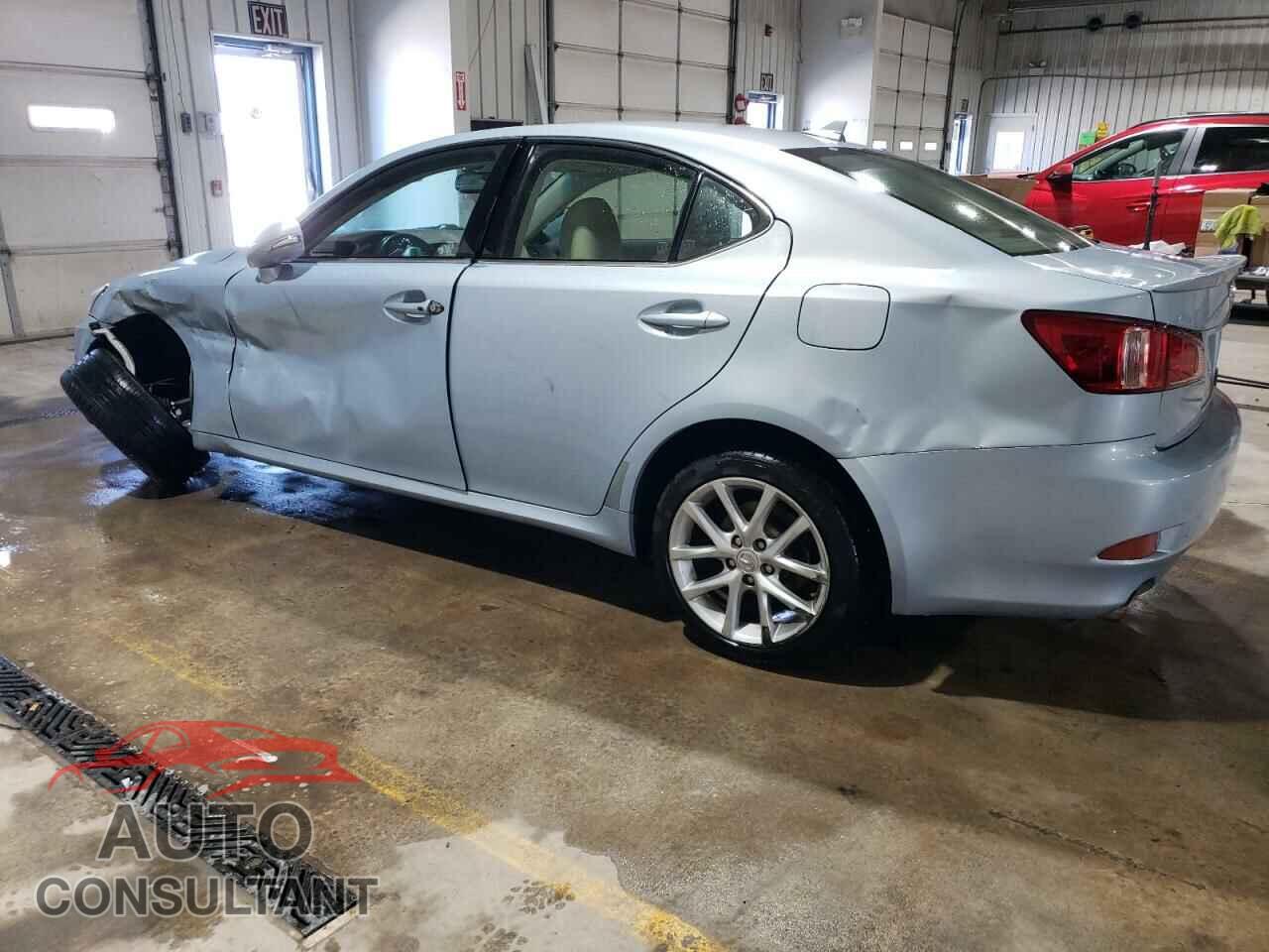 LEXUS IS 2012 - JTHCF5C20C5056371