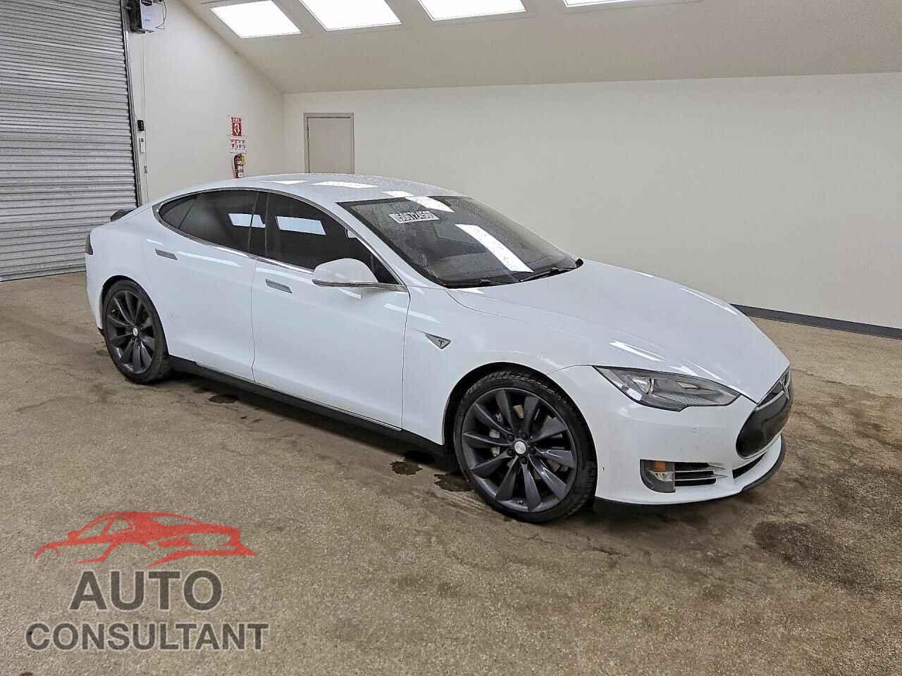 TESLA MODEL S 2014 - 5YJSA1H13EFP44290