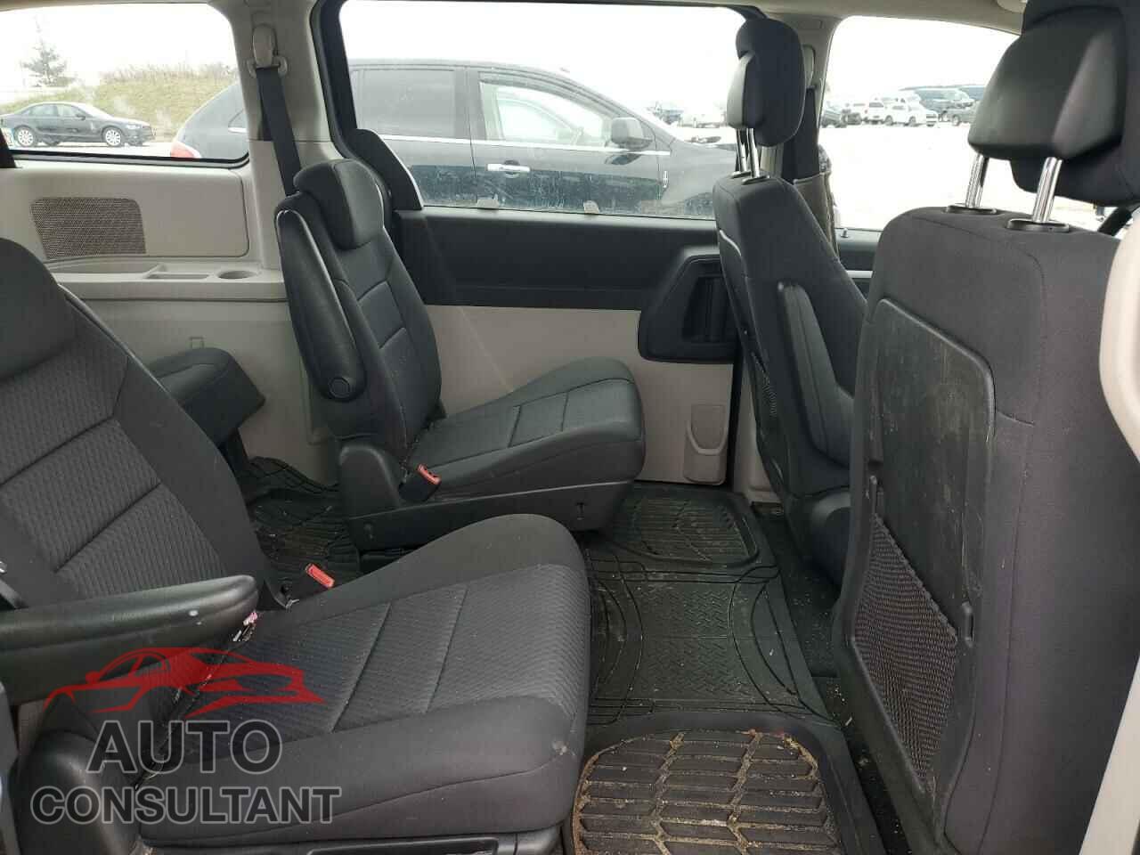 DODGE CARAVAN 2010 - 2D4RN4DE2AR298275