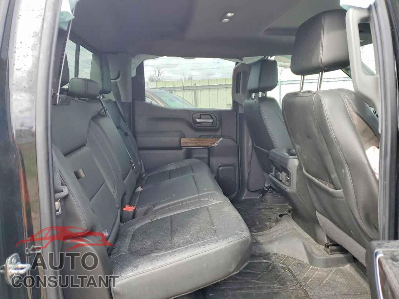 CHEVROLET SILVERADO 2021 - 1GCPYFED7MZ347364