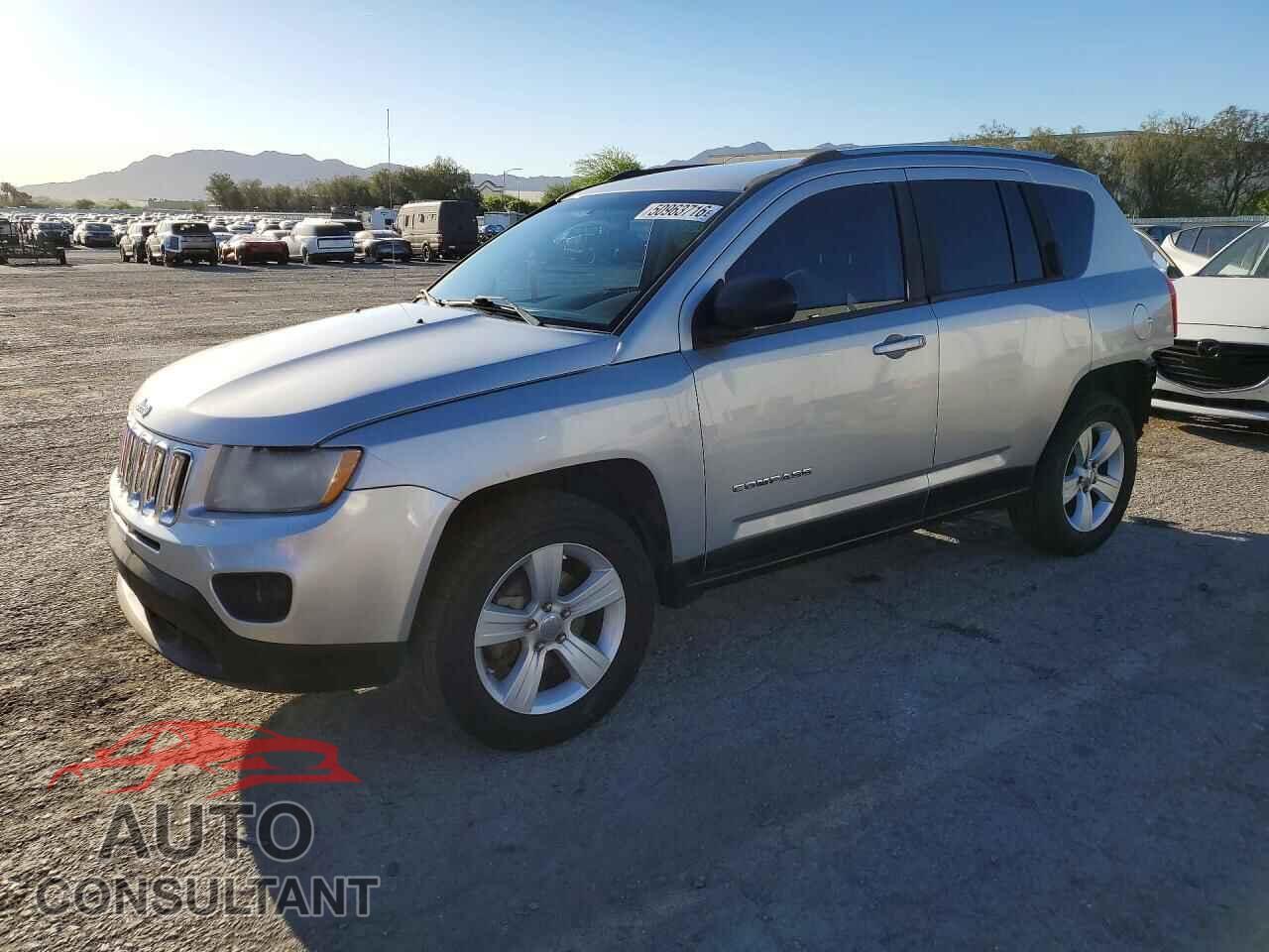 JEEP COMPASS 2011 - 1J4NF1FB5BD210554