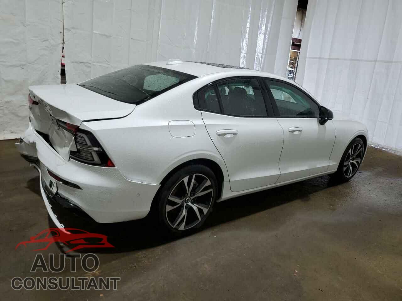 VOLVO S60 PLUS 2023 - 7JRL12TW6PG252988
