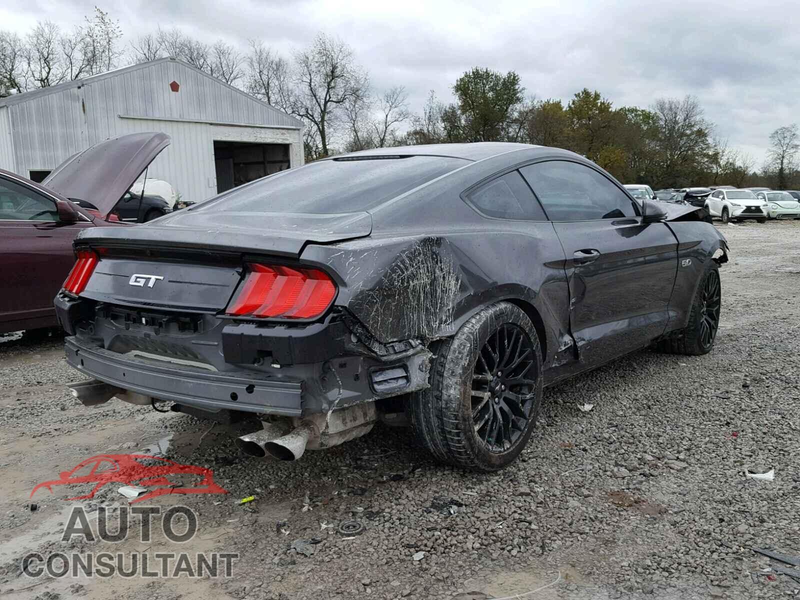 FORD MUSTANG 2018 - 1FA6P8CF8J5107828