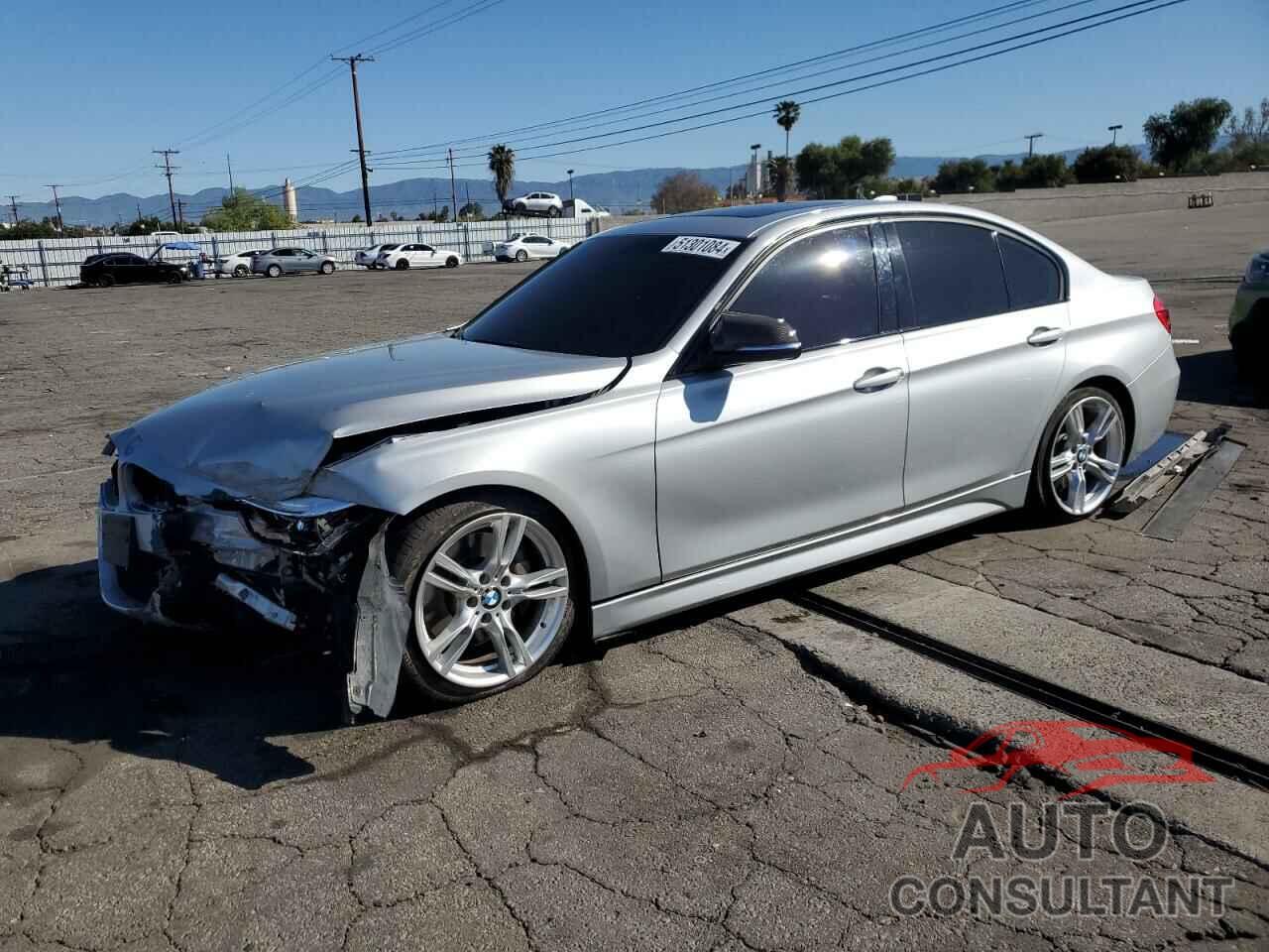 BMW 3 SERIES 2018 - WBA8B3C51JK843259