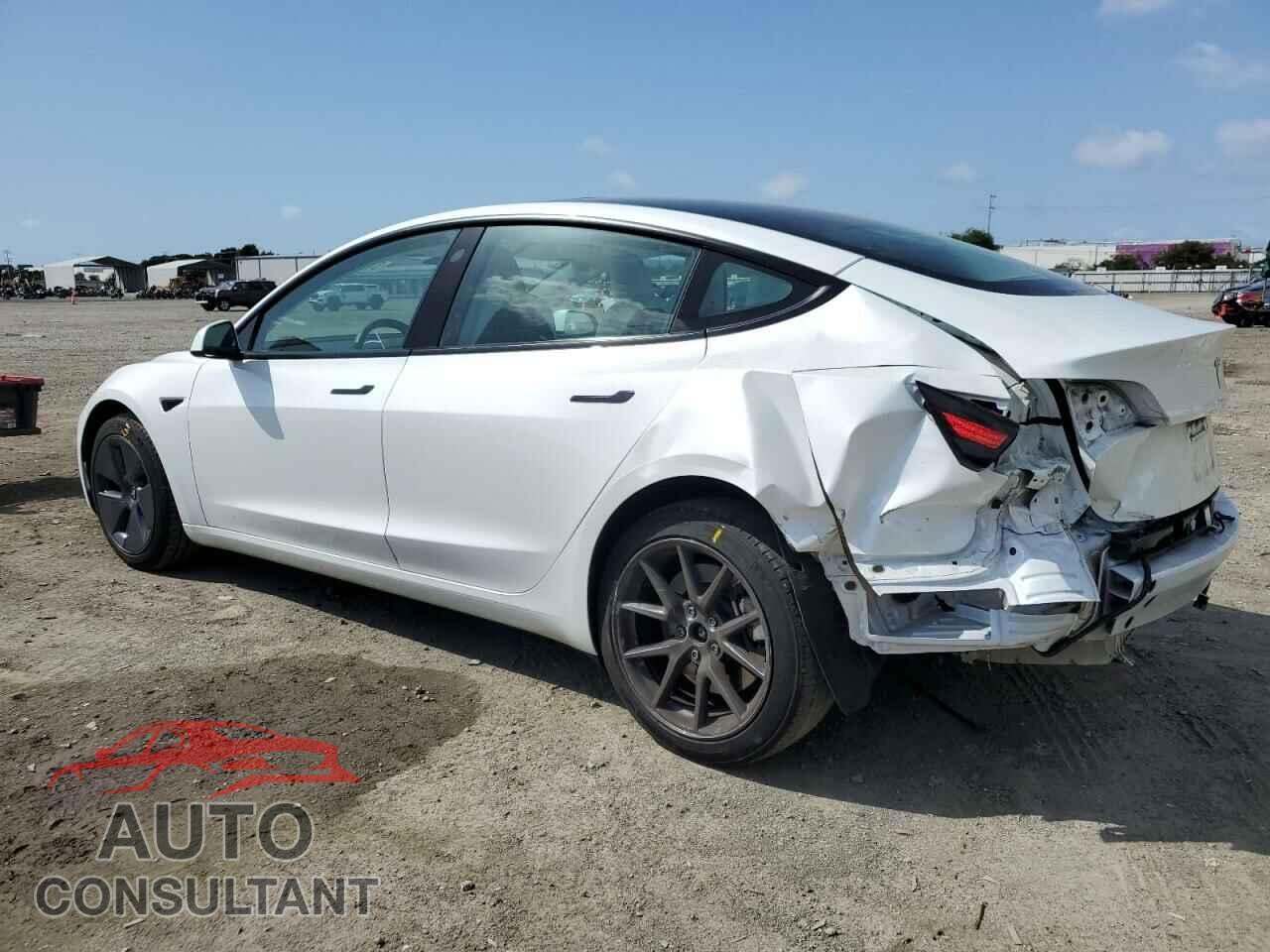 TESLA MODEL 3 2022 - 5YJ3E1EA5NF376045
