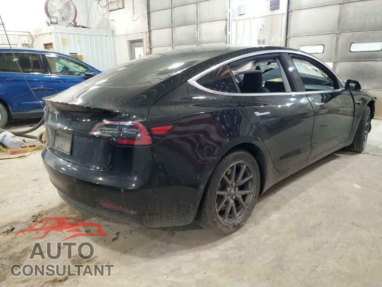 TESLA MODEL 3 2019 - 5YJ3E1EA1KF399611