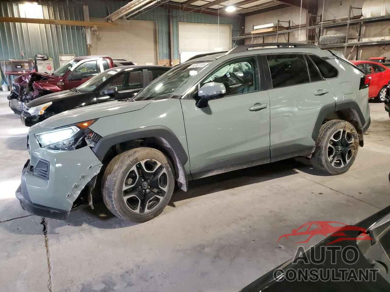 TOYOTA RAV4 2019 - 2T3J1RFV7KW028143
