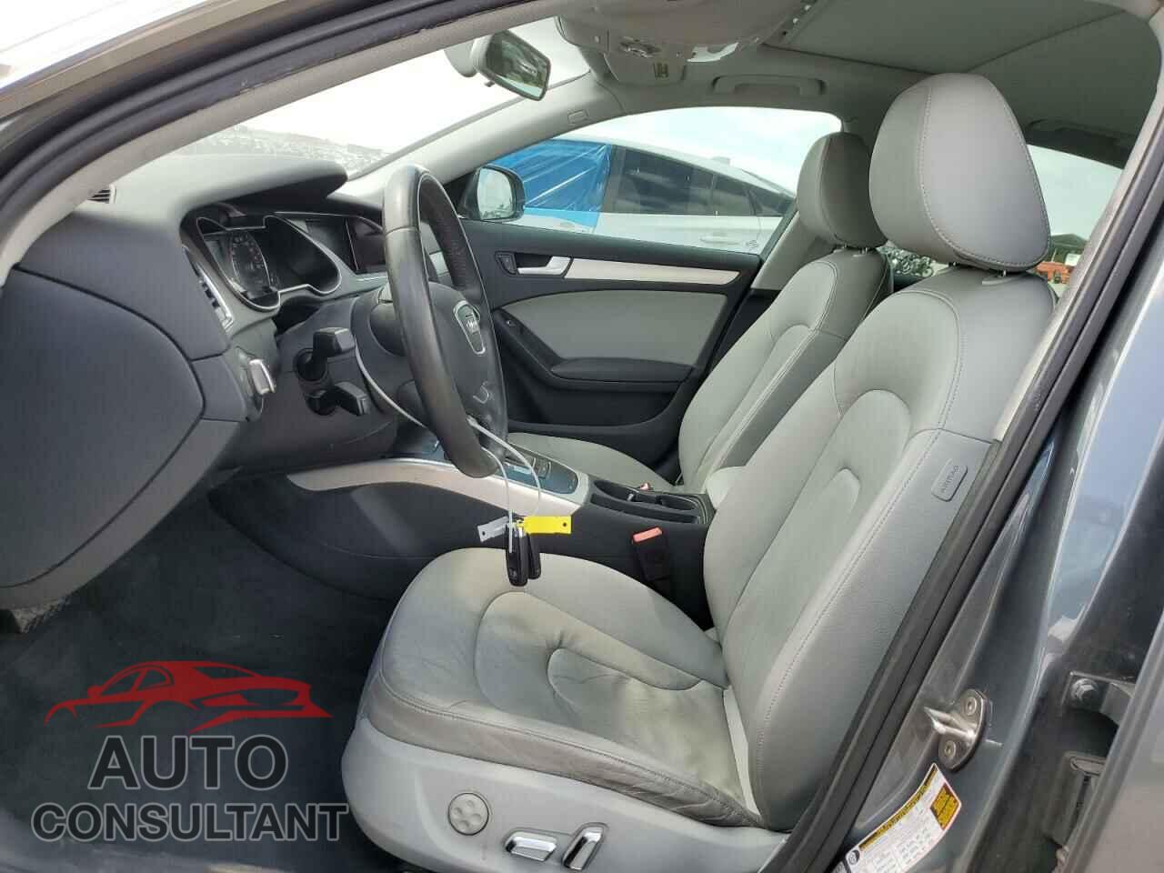 AUDI A4 2013 - WAUBFAFL8DN012921