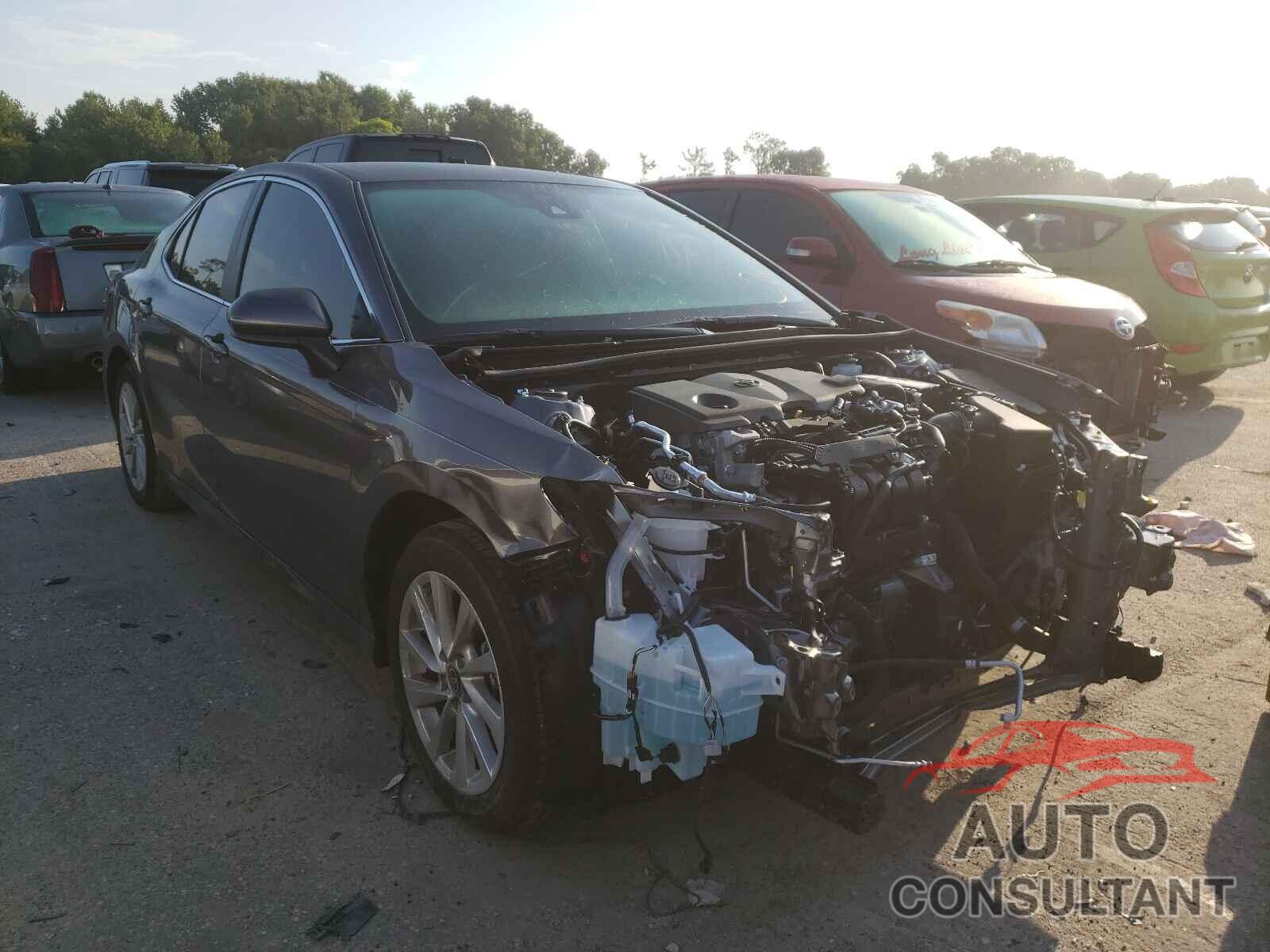 TOYOTA CAMRY 2021 - 4T1C11AK3MU470582