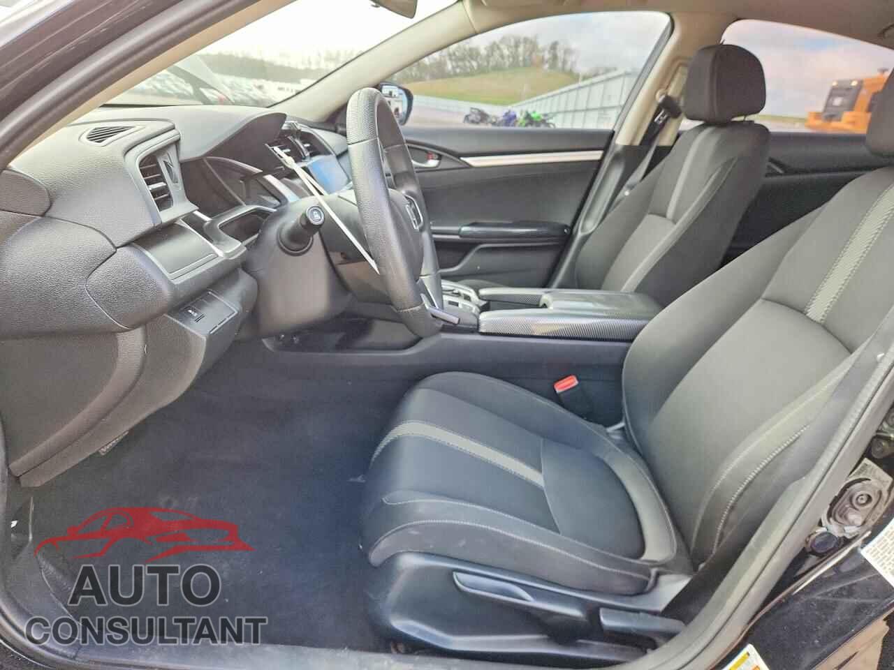 HONDA CIVIC 2017 - 19XFC2F74HE070198
