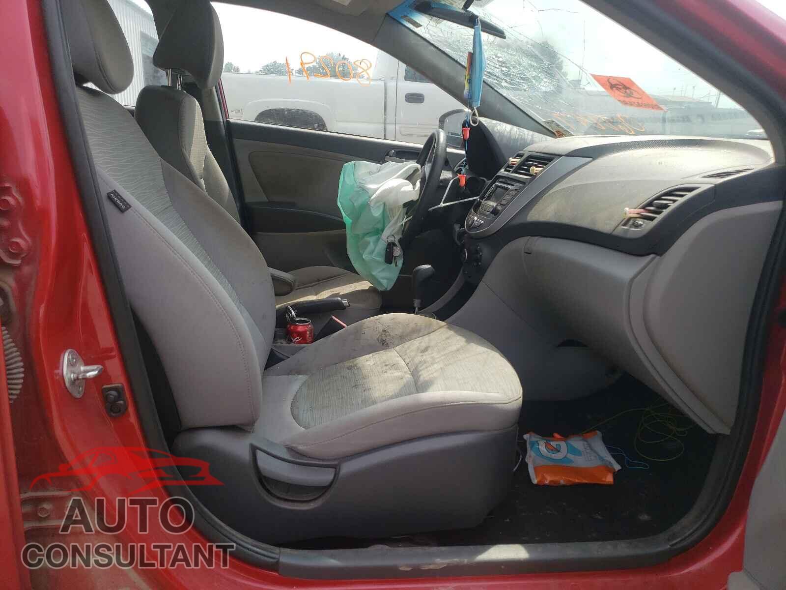 HYUNDAI ACCENT 2016 - KMHCT4AE6GU062247