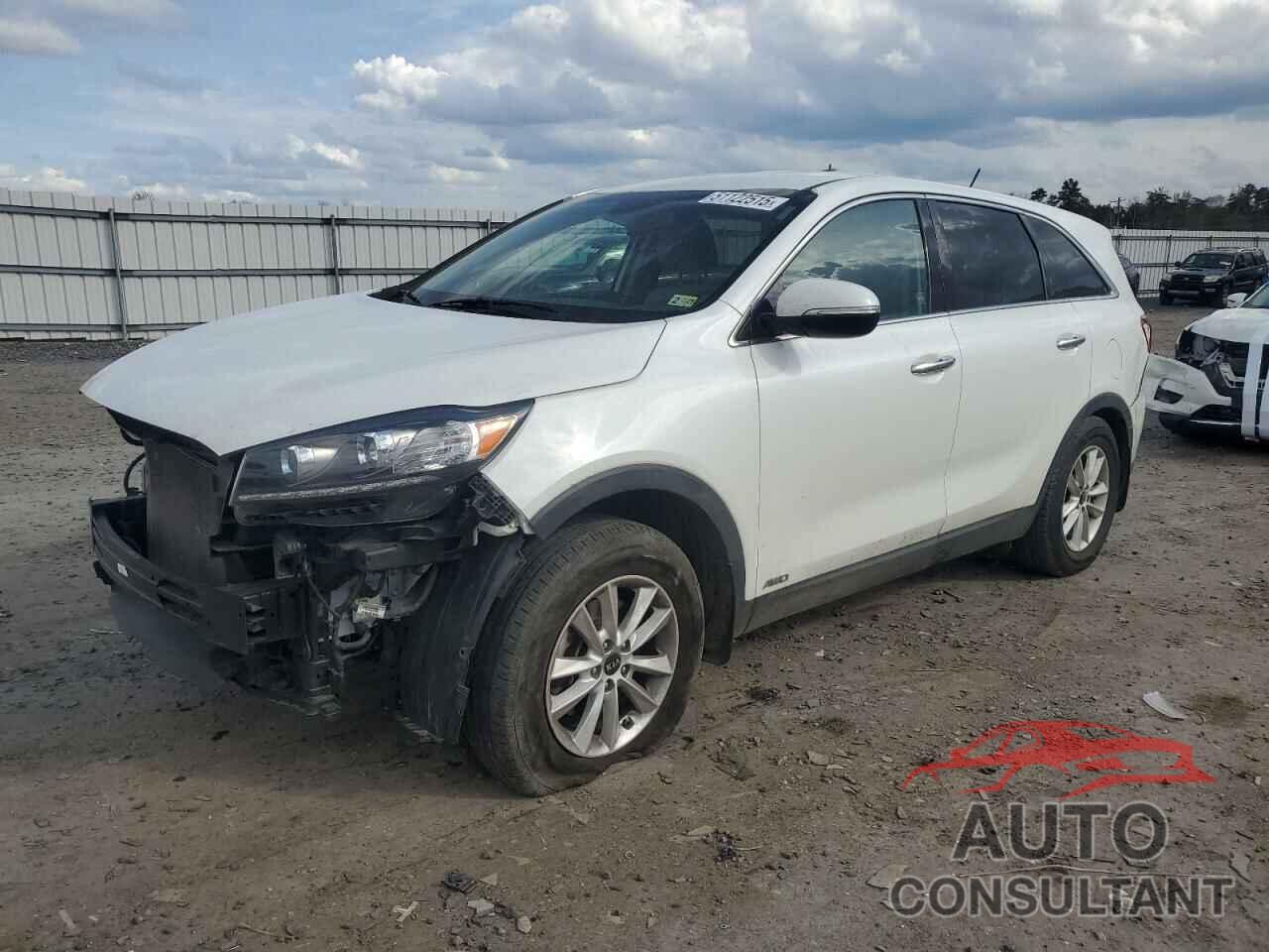 KIA SORENTO 2019 - 5XYPGDA34KG525215