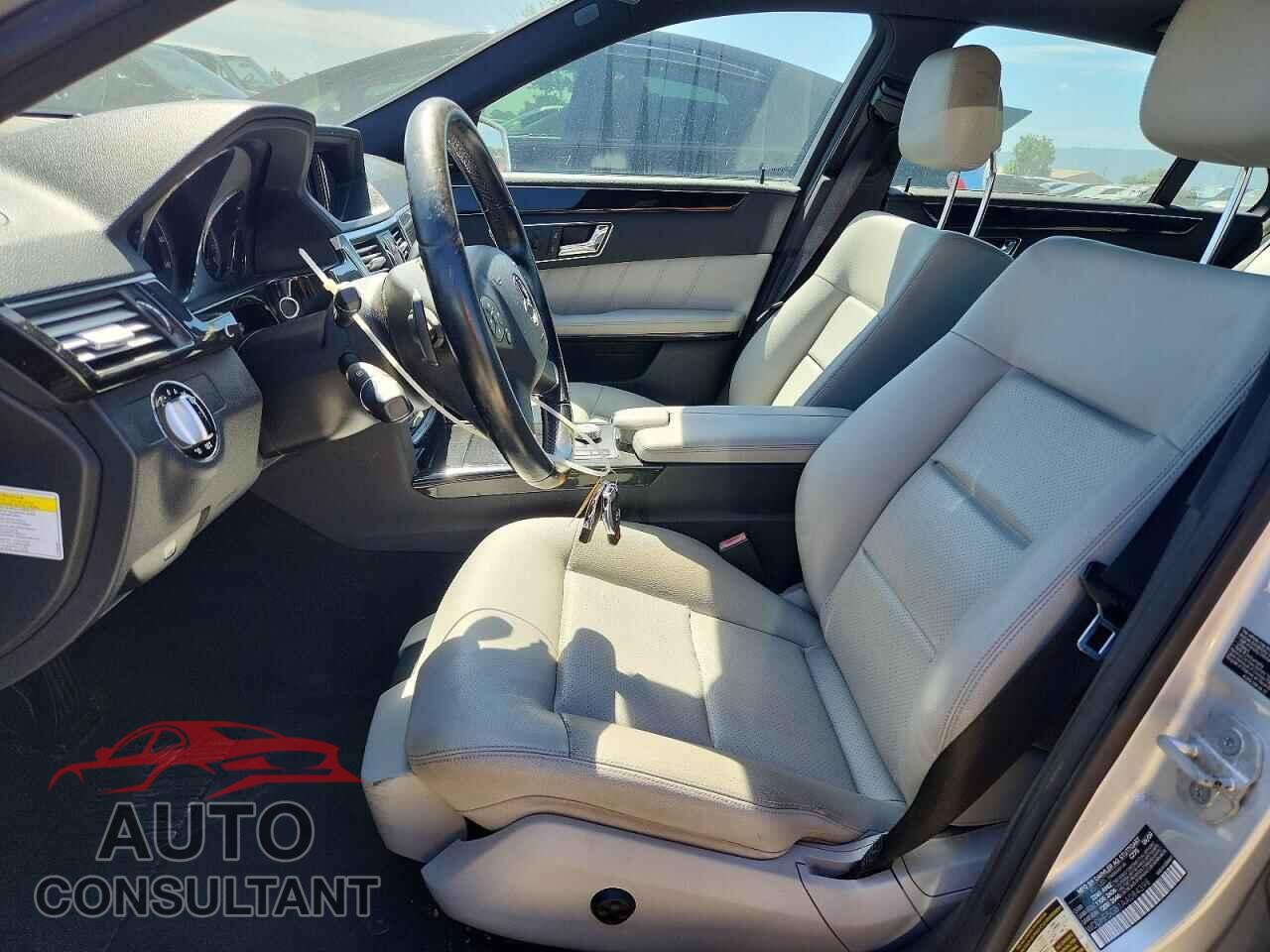 MERCEDES-BENZ E-CLASS 2010 - WDDHF5GB1AA084398