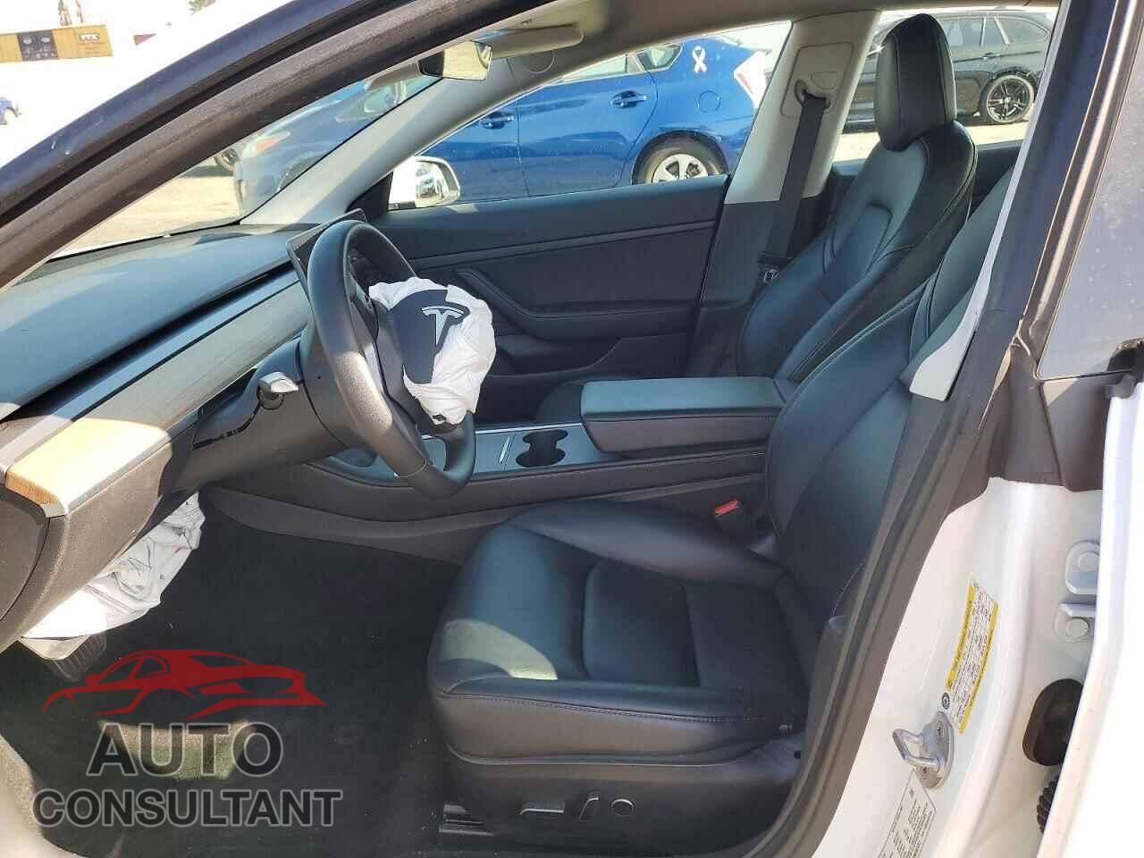 TESLA MODEL 3 2021 - 5YJ3E1EA8MF867613