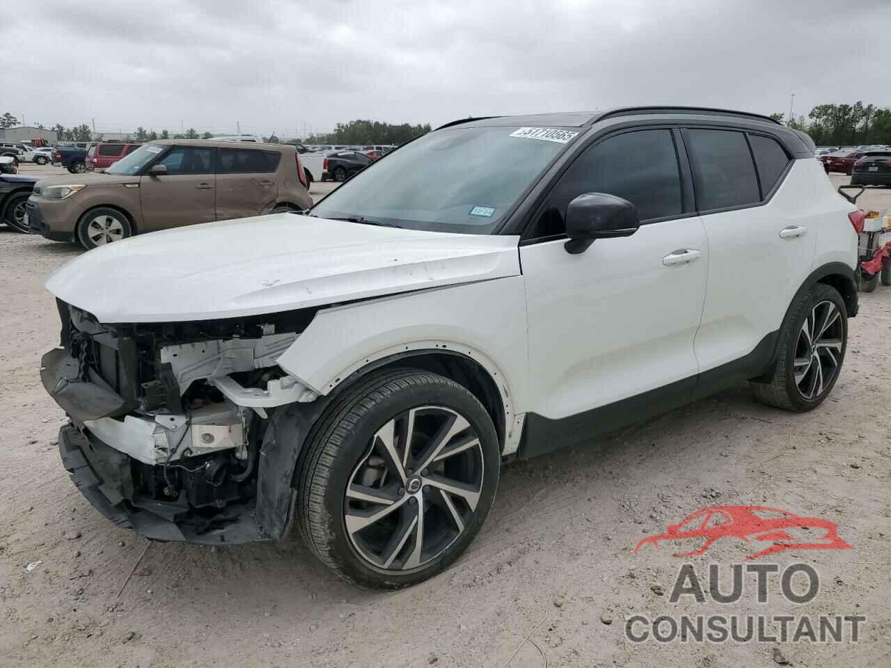VOLVO XC40 2021 - YV4AC2HM8M2414648