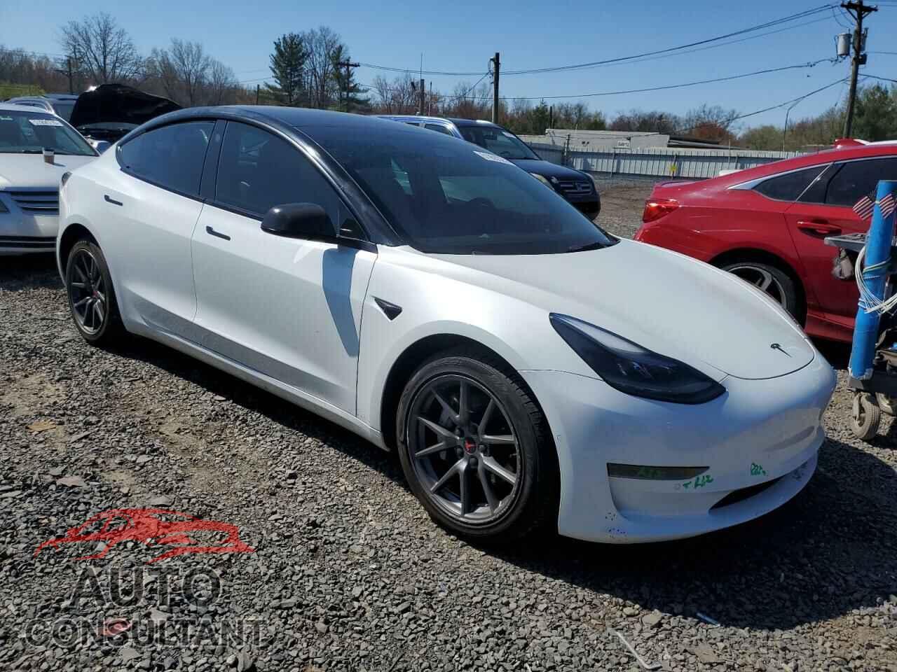 TESLA MODEL 3 2021 - 5YJ3E1EA5MF087424
