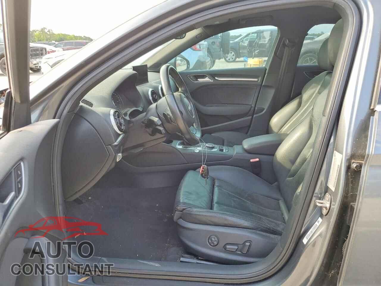 AUDI A3 2015 - WAUCCGFF1F1079672