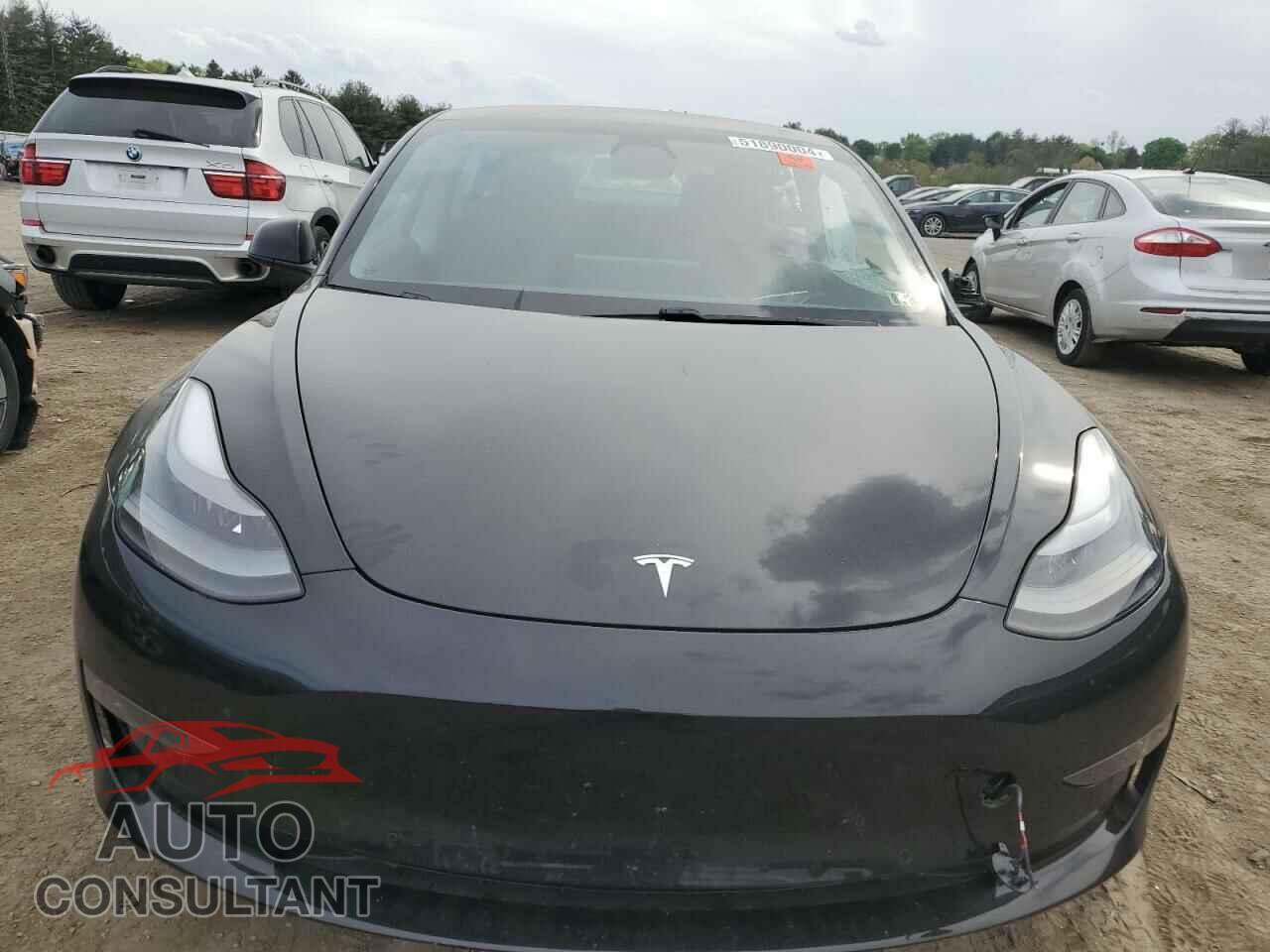 TESLA MODEL 3 2021 - 5YJ3E1EB3MF902647