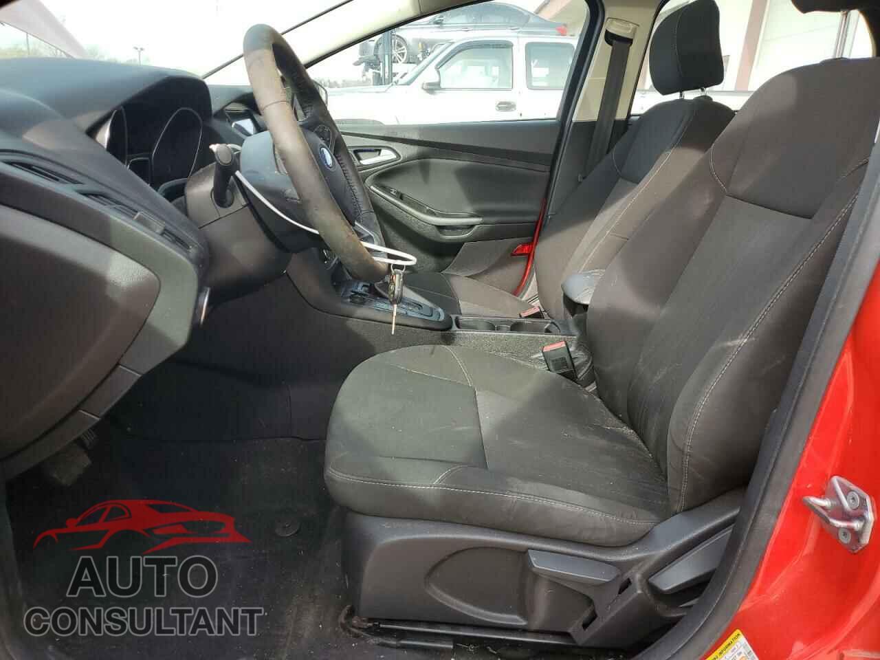 FORD FOCUS 2017 - 1FADP3H26HL307256
