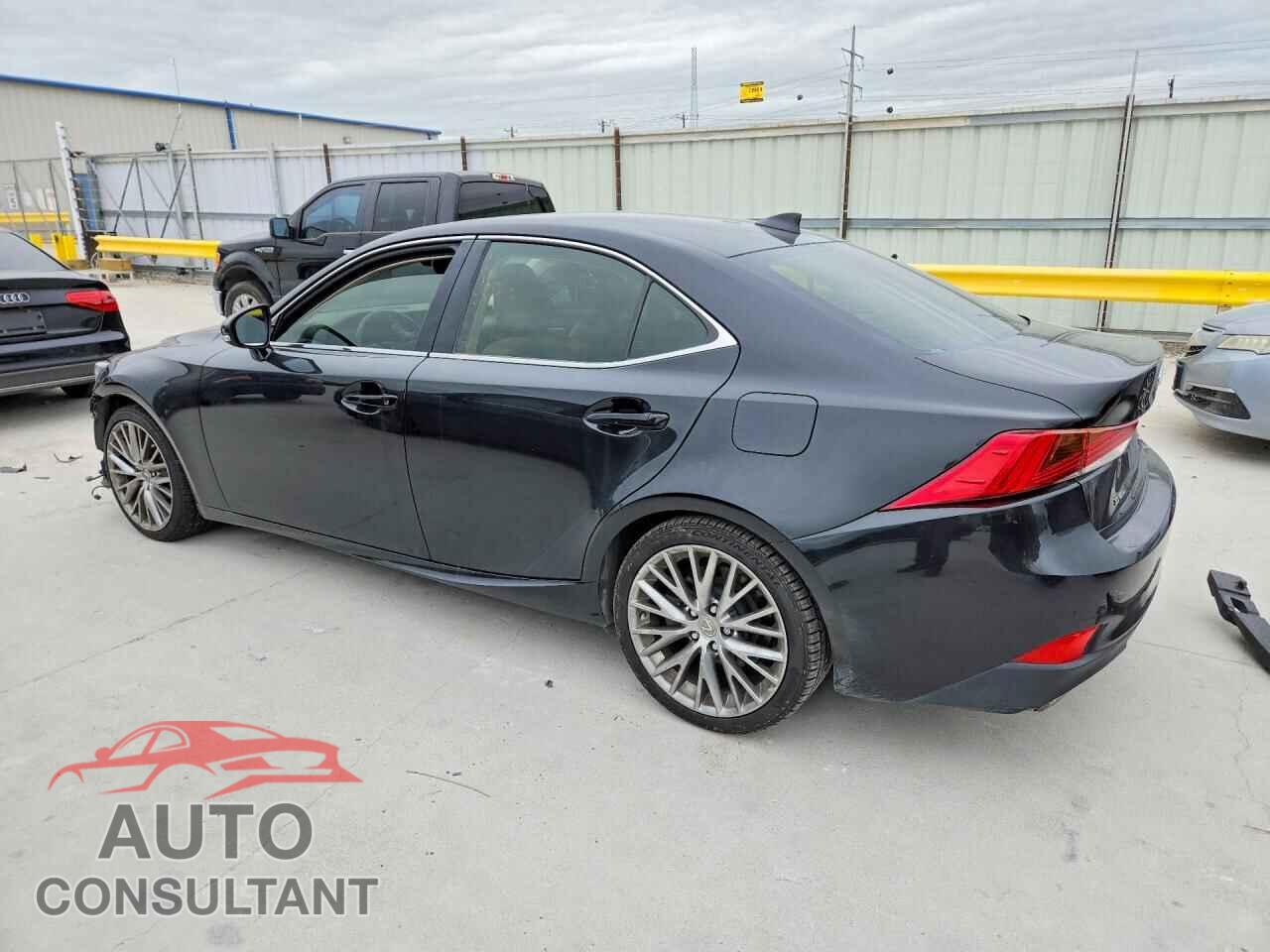 LEXUS IS 2017 - JTHBA1D20H5040387