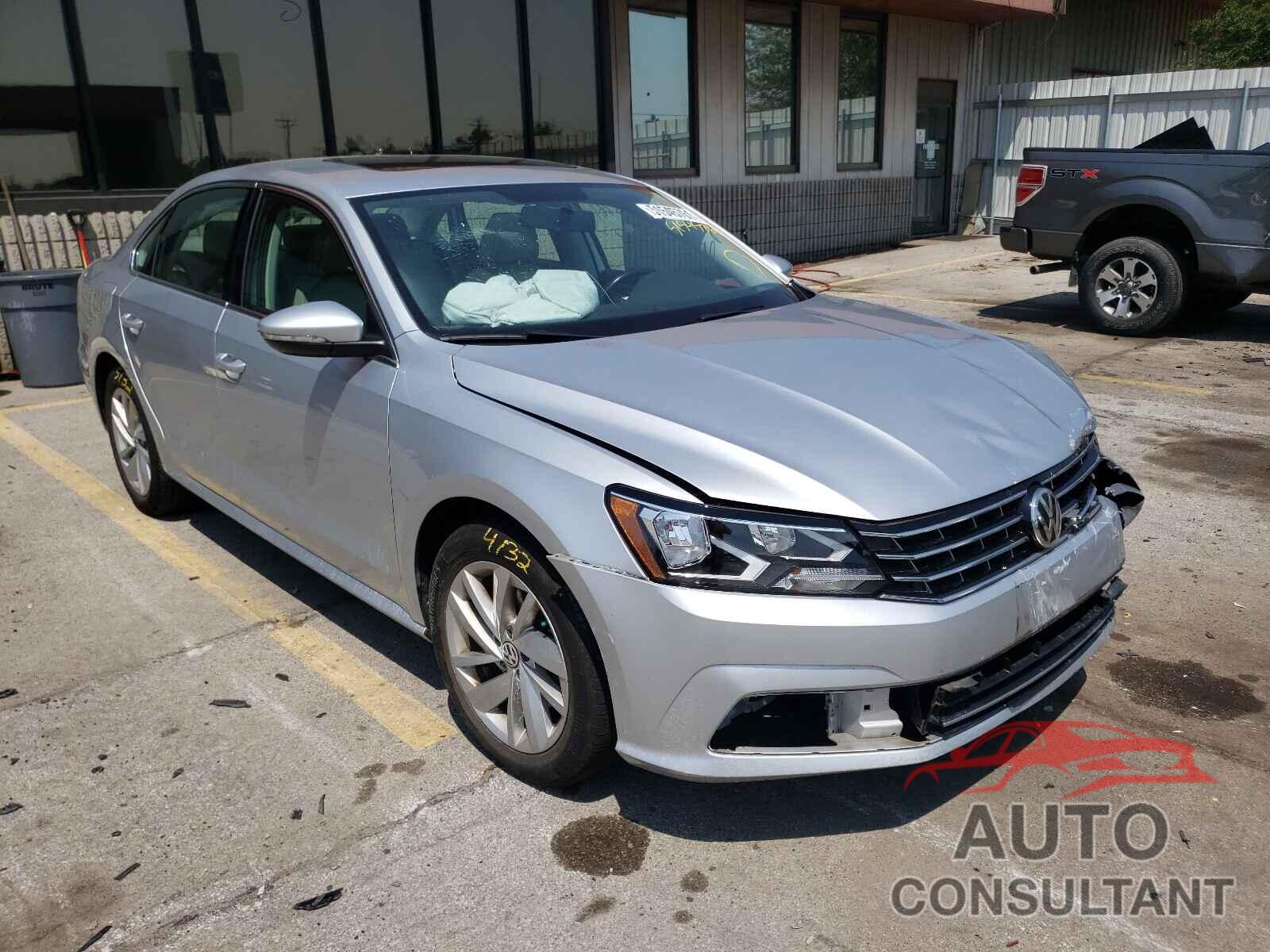 VOLKSWAGEN PASSAT 2018 - 1VWBA7A3XJC030739