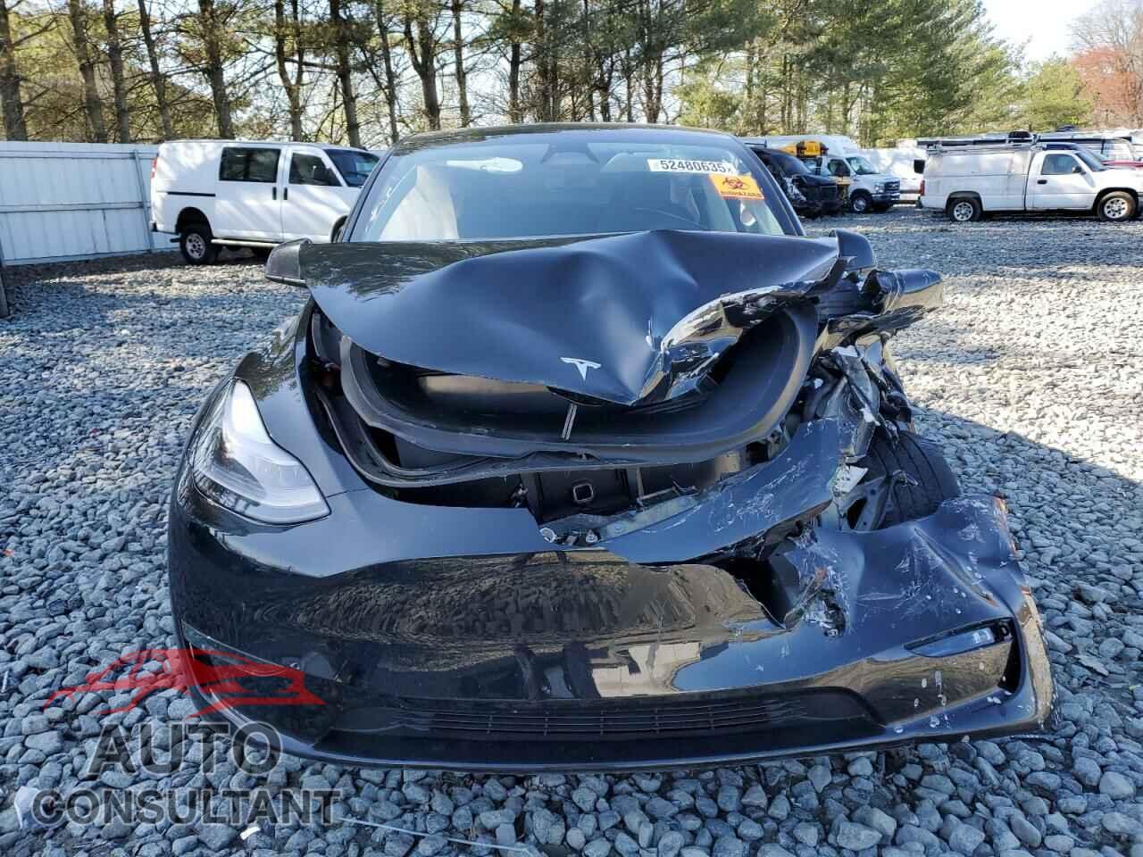 TESLA MODEL Y 2023 - 7SAYGAEE8PF940652