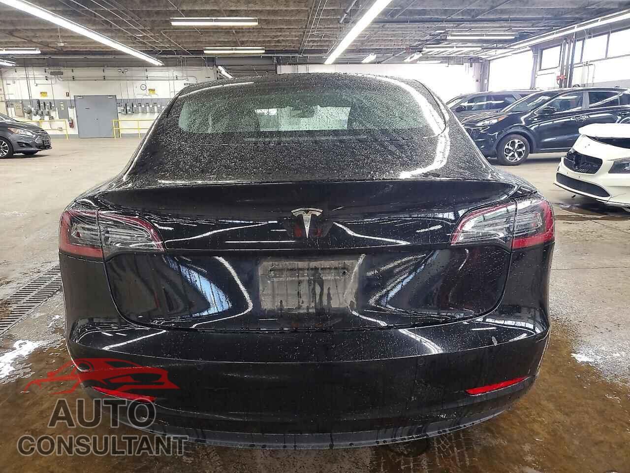 TESLA MODEL 3 2022 - 5YJ3E1EA5NF371654