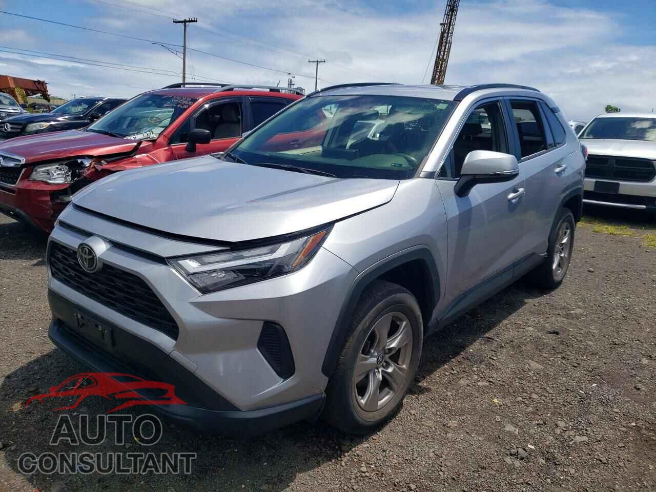 TOYOTA RAV4 2023 - JTMP1RFVXPD097777